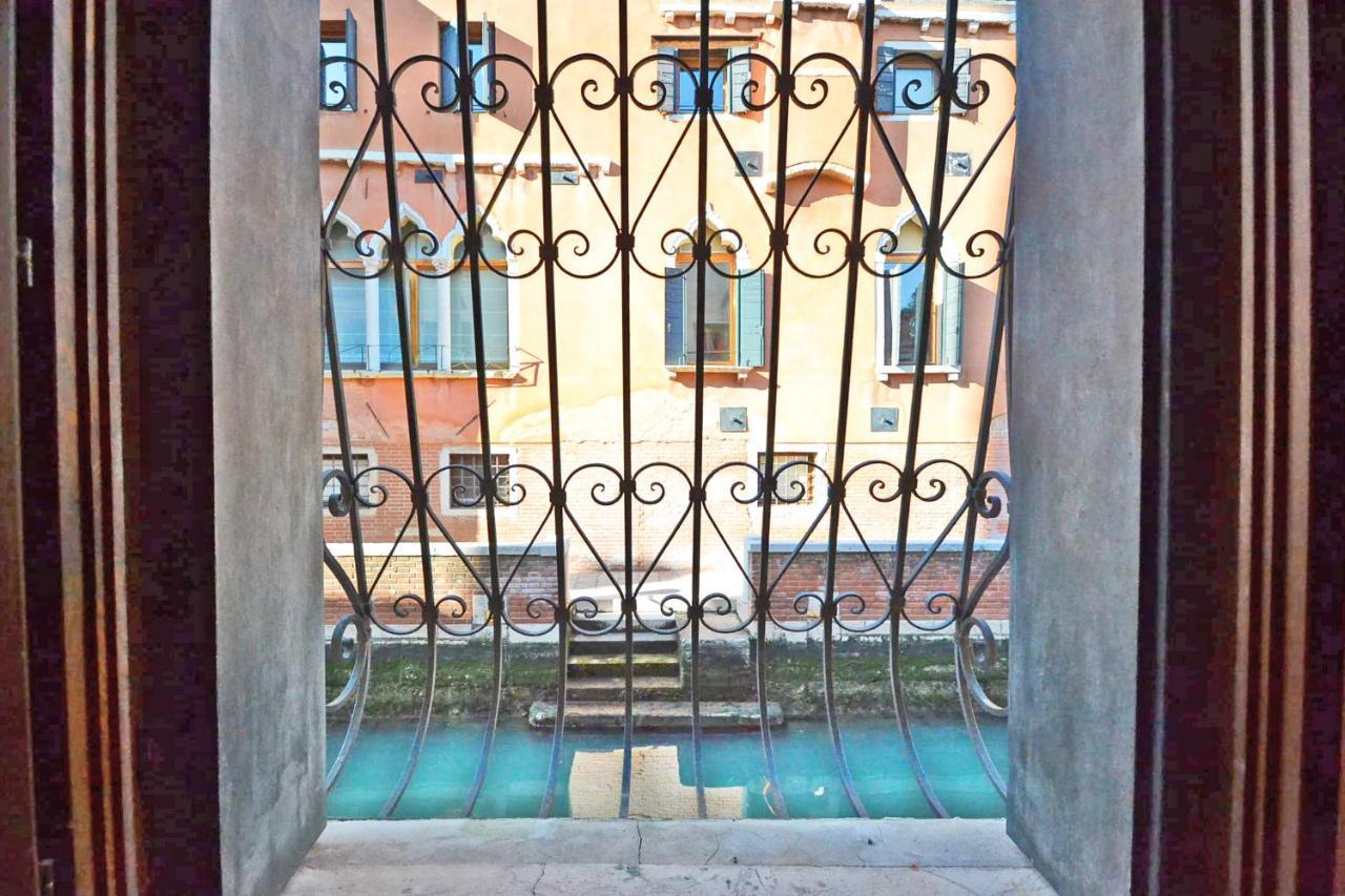 San Barnaba On The Canal Venice Exterior photo